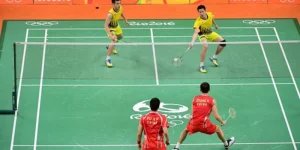 Chiến Thuật Ép Đối Thủ Di Chuyển Liên Tục Sang Hai Biên