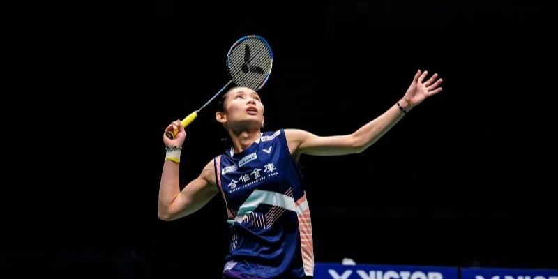 Kỹ thuật lốp sâu cuối sân